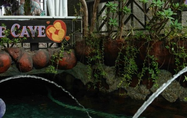 Love Cave Pool