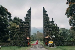 Handara Gate