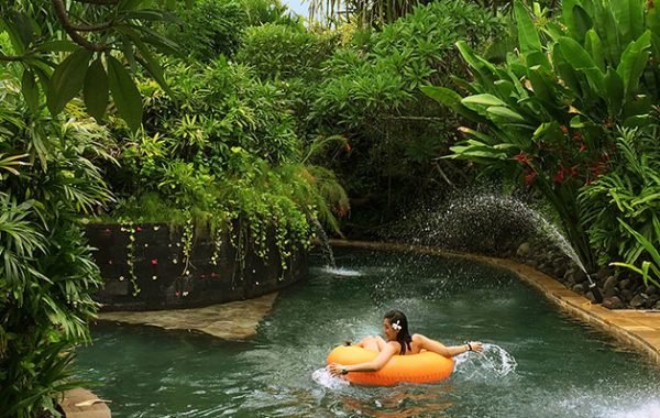 lazy river
