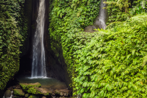 Leke Leke Waterfall